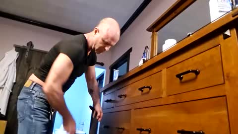 Snapshot of justaskforbiga chatting on 01.12.26 Tohiptwoquit online show from 01.12.26