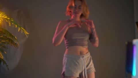 Snapshot of justbarbie chatting on 03.08.25 Alexa online show from 03.08.25