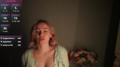 Snapshot of justbarbie chatting on 03.08.25 Alexa online show from 03.08.25