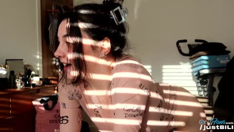 Billie  B  William online show from 01.30.25