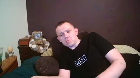 Snapshot of justclickthis chatting on 06.25.26 justclickthis online show from 06.25.26