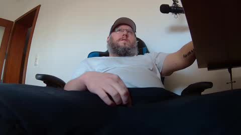 Snapshot of justflo chatting on 03.03.25 Just Flo --- online show from 03.03.25