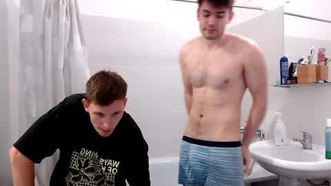 Snapshot of justin_badd chatting on 03.05.25 justin_badd online show from 03.05.25