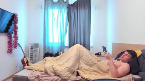 Snapshot of justin_badd chatting on 10.04.25 justin_badd online show from 10.04.25