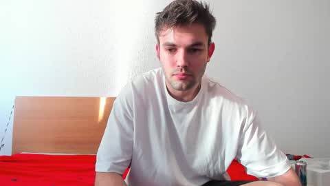 Snapshot of justin_badd chatting on 04.21.26 justin_badd online show from 04.21.26