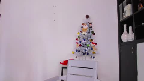 Snapshot of justin_biker chatting on 12.02.25 justin_biker online show from 12.02.25