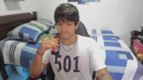 Snapshot of justin_stark1 chatting on 02.07.25 Diego online show from 02.07.25