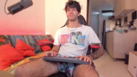 Snapshot of justin_stark1 chatting on 11.20.25 Diego online show from 11.20.25