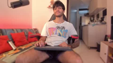 Snapshot of justin_stark1 chatting on 11.25.25 Diego online show from 11.25.25