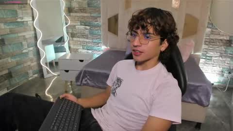  justin  online show from 04.13.26