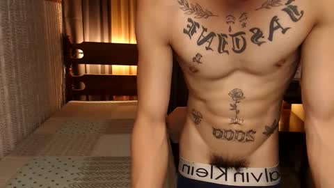 Snapshot of justine_hunk chatting on 01.11.25 justine_hunk online show from 01.11.25