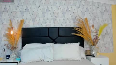 Justine online show from 03.26.26