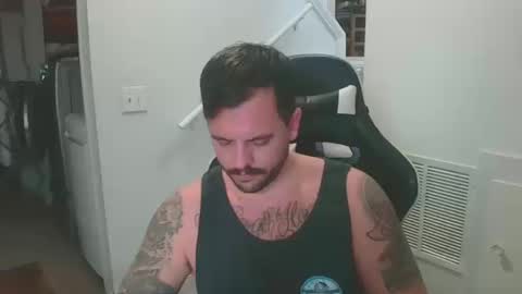 Snapshot of justintym69 chatting on 10.11.25 justintym69 online show from 10.11.25