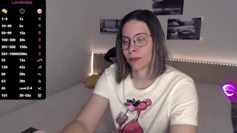 Julie online show from 03.31.26