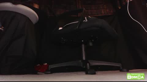 M. Dean online show from 04.08.26