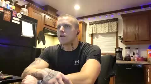 justus0624 online show from 10.17.25