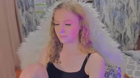 Snapshot of juxxxsybunx chatting on 11.21.25 Juxsy online show from 11.21.25