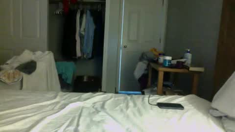 J and Sugar snap pea online show from 02.23.26