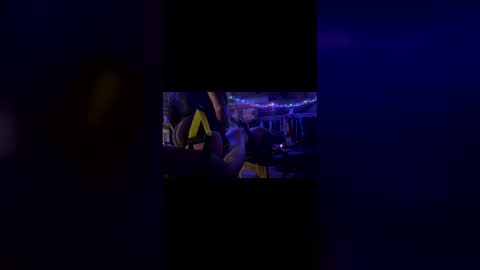 jwolf11851725 online show from 04.23.26