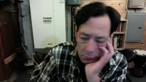 Snapshot of jy123abcd chatting on 02.22.25 tinychinychubby online show from 02.22.25