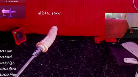  Karolin  online show from 01.19.25