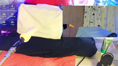  Karolin  online show from 02.04.26