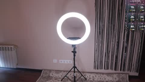 Snapshot of k_kimikooo chatting on 01.13.25 Amely online show from 01.13.25