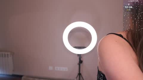 Snapshot of k_kimikooo chatting on 01.21.25 Amely online show from 01.21.25