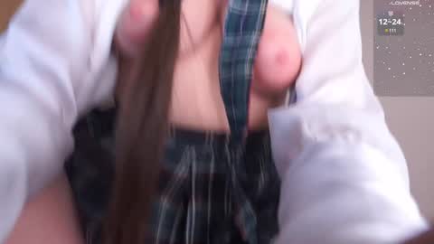 Snapshot of k_kimikooo chatting on 02.08.25 Amely online show from 02.08.25