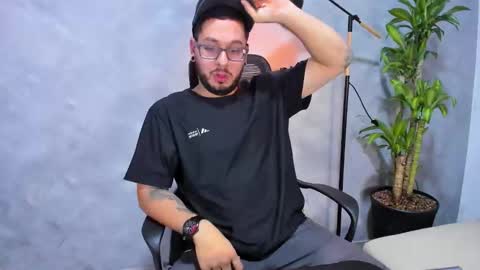 Kaan  Annie online show from 03.30.26