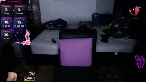 Snapshot of kaarlaa_ chatting on 09.20.25 Karla online show from 09.20.25