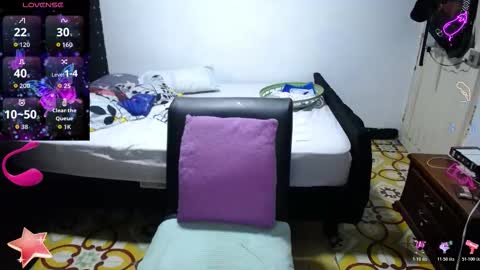 Snapshot of kaarlaa_ chatting on 02.26.26 Karla online show from 02.26.26