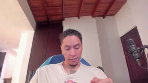 kai_herectix online show from 02.15.25