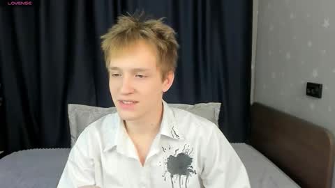 Snapshot of kai_milller chatting on 02.04.26 Kai online show from 02.04.26