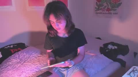 Snapshot of kai_novoa chatting on 10.25.25 Kai Novoa online show from 10.25.25