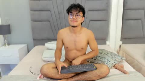 Snapshot of kai_storn chatting on 02.26.26 kai_storn online show from 02.26.26