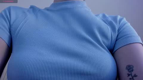 Kaia Ferreira online show from 11.23.25