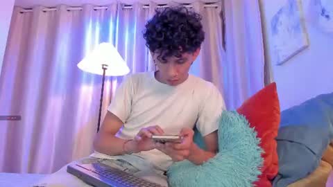 Snapshot of kaiirox chatting on 07.12.26 kai online show from 07.12.26