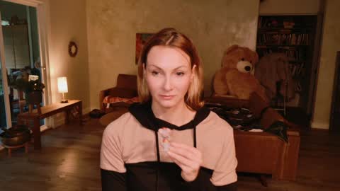 Kailee Smile online show from 01.14.26