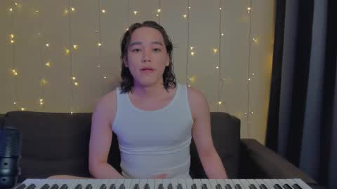 Snapshot of kain_takedaa chatting on 12.11.24 Kain online show from 12.11.24