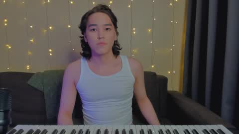 Snapshot of kain_takedaa chatting on 12.16.24 Kain online show from 12.16.24