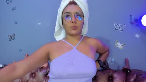 kaira_mosse_ online show from 03.25.26