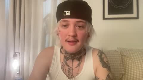 Snapshot of kairoknox chatting on 02.26.26 Kairo Kox online show from 02.26.26