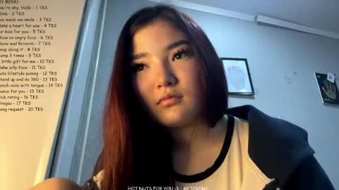 Snapshot of kalalinet chatting on 05.06.26 Sakura online show from 05.06.26