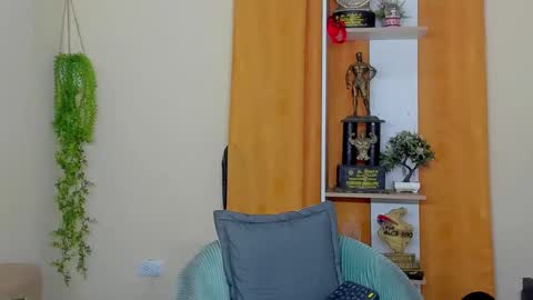 kale thomson online show from 01.28.25