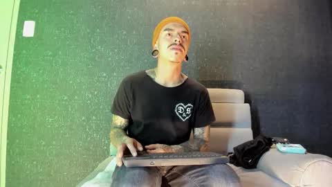 Snapshot of kaletattoos chatting on 11.13.25 Kale online show from 11.13.25