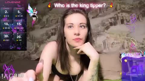 Snapshot of kaley_mrr chatting on 08.01.26 Hi my name is Kaley Today Im streaming with my friend Di online show from 08.01.26