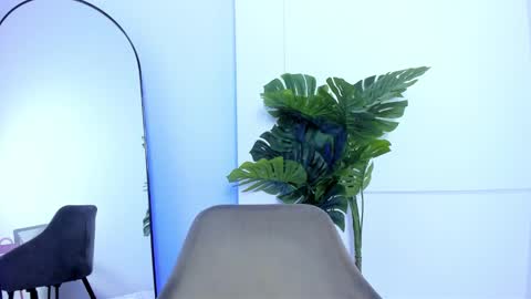 Kali Bloom  online show from 02.04.26