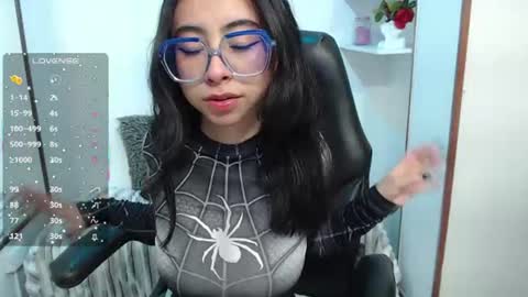 Snapshot of kalilowe_ chatting on 06.20.26 Kali online show from 06.20.26