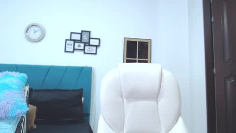 Kamilalopez online show from 01.26.25